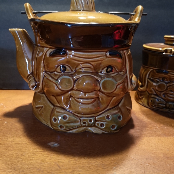 Vintage Ben Franklin teapot and cream and sugar se - Picture 2 of 4